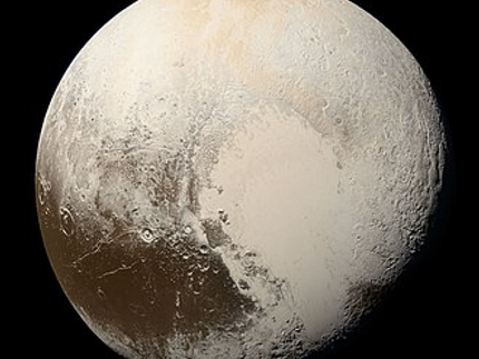 Pluto (dwarf planet): Northern hemisphere of Pluto in true color[